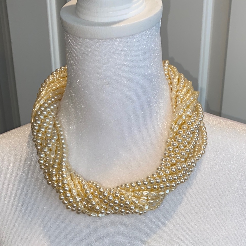 Vintage Pearl Twist Necklace